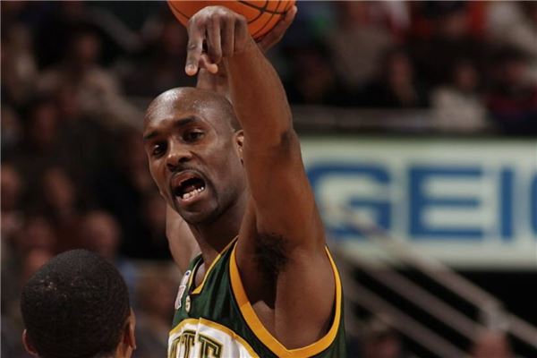 格和防守难 格和防守难