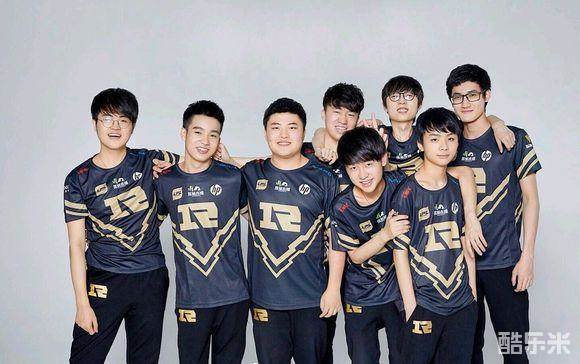 视自己在硬 视自己在硬